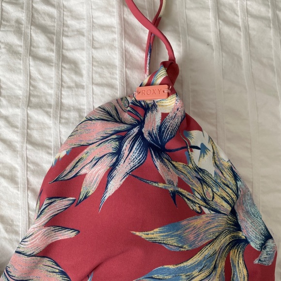 NWOT ROXY Bikini Top - Picture 2 of 4